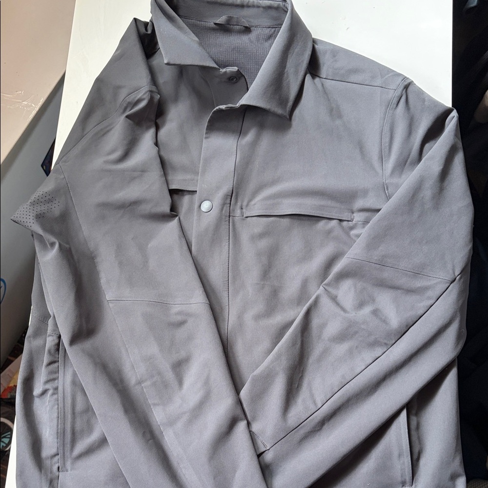 Lululemon Utility Soft Shell Overshirt Men’s L - Pre-Owned